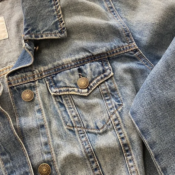 Jean jacket - Picture 3 of 4